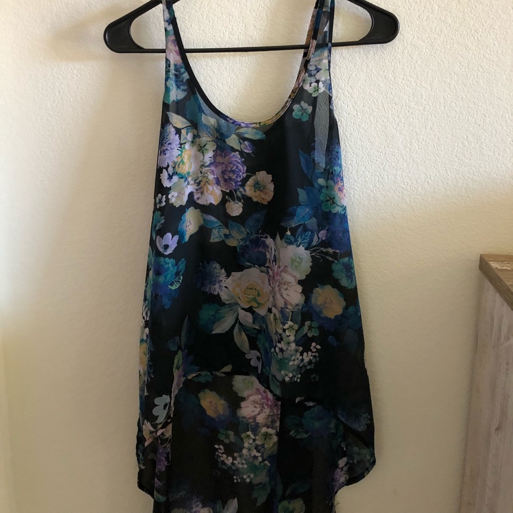 Floral tank